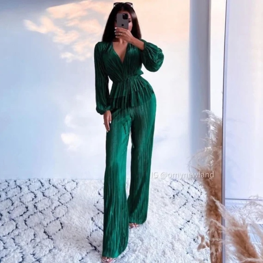 Zara Emerald Green Pleated Wide-Leg Jumpsuit